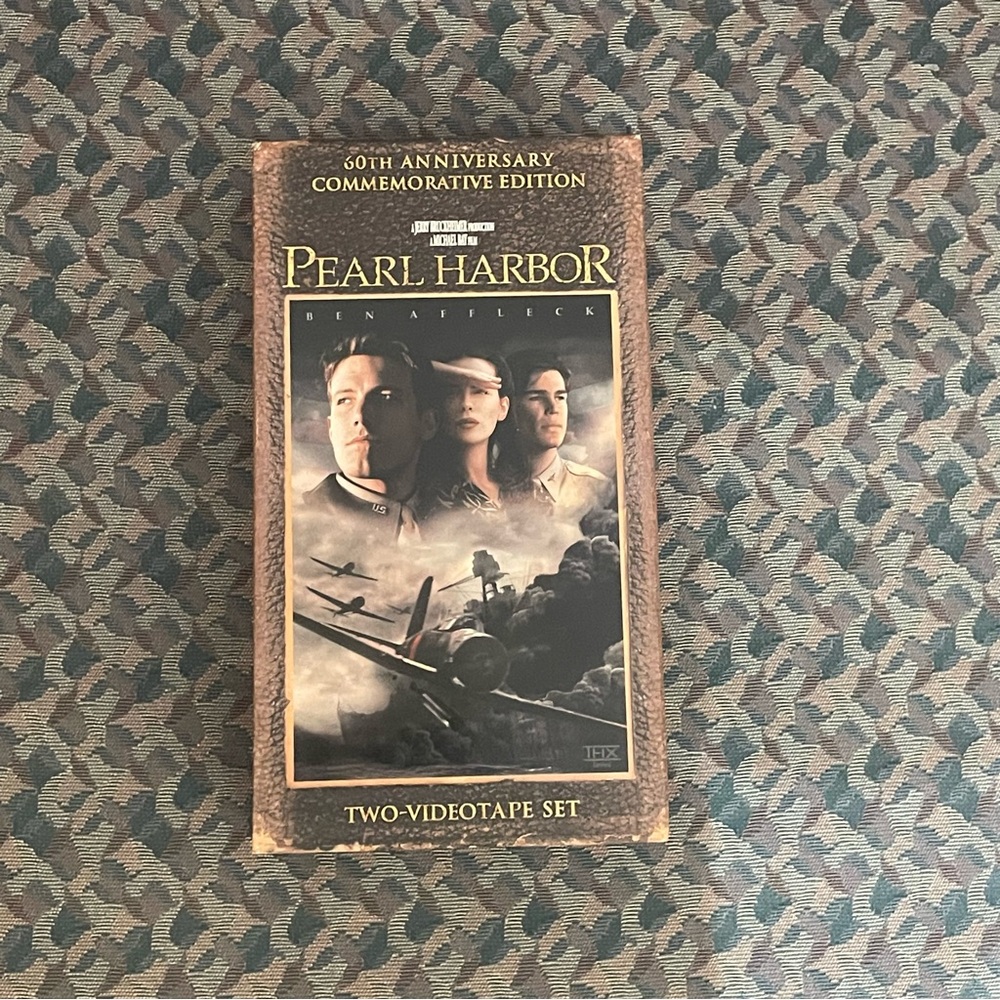 Pearl Harbor (VHS, 2001, 2-Tape Set, Pan Scan 60th Anniversary Commemorative Ed.